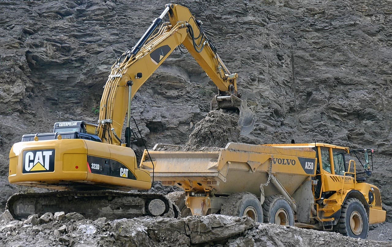 Comment bien entretenir vos machines Caterpillar avec des pièces détachées de qualité