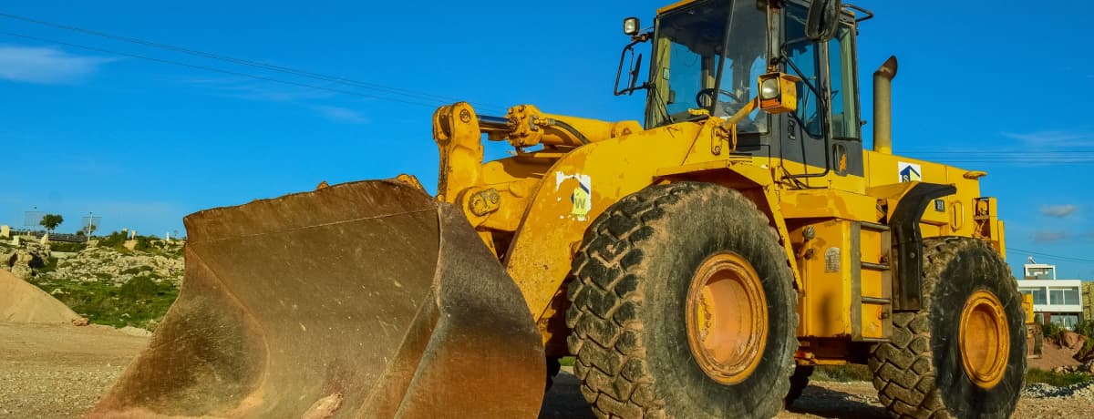 Pièces Komatsu : comment réduire les coûts de maintenance de vos engins ?